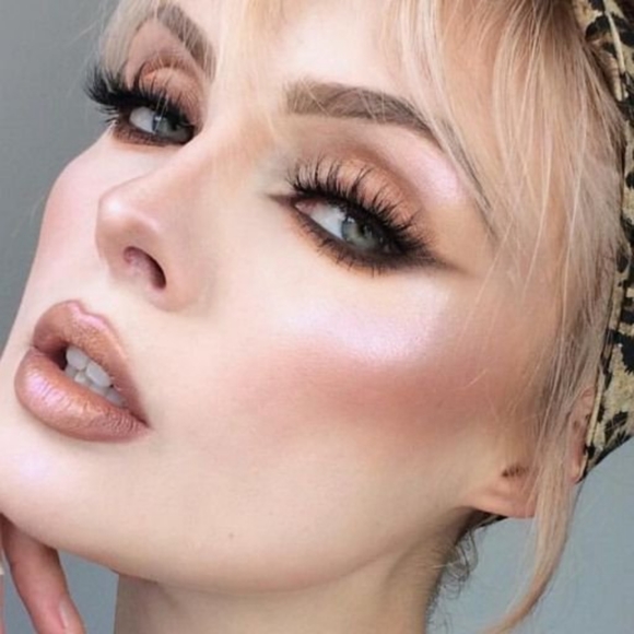 Illamasqua Unvailes artistry Palette - Picture 3 of 3